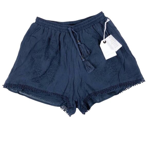 Coco and Jaimeson NWT Blue Boho Tassel Embroidered Cottagecore Shorts - Picture 1 of 4